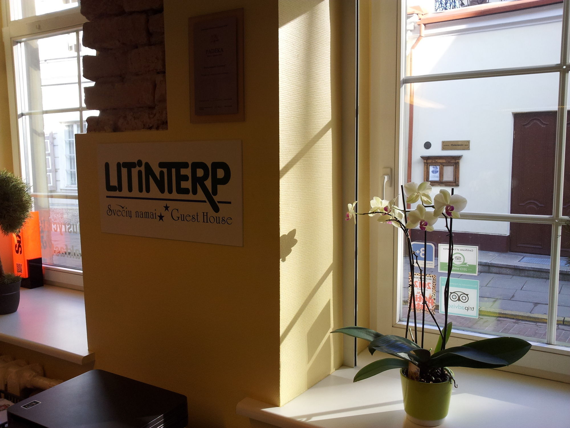 Litinterp Vilnius Panzió Kültér fotó